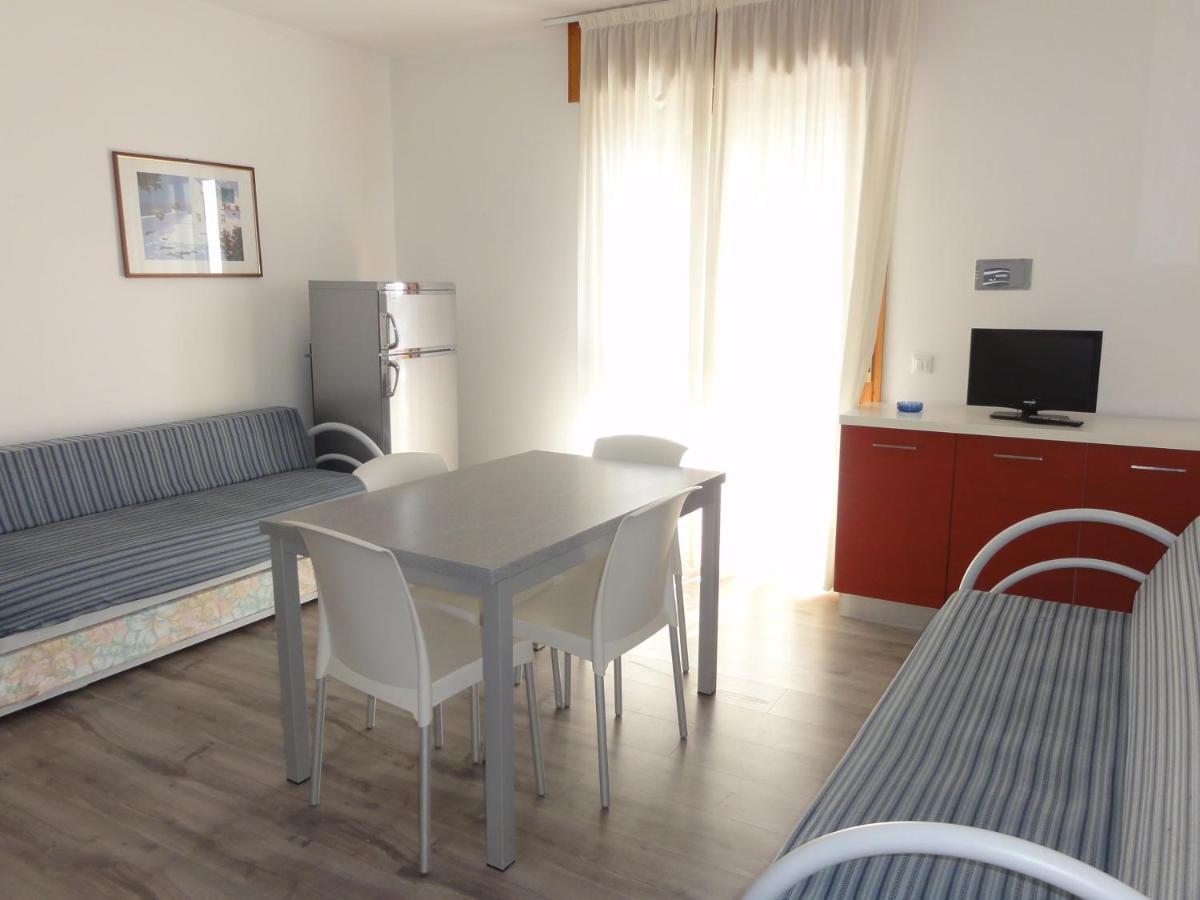 Sabrina - Appartamenti Bibione Eksteriør bilde